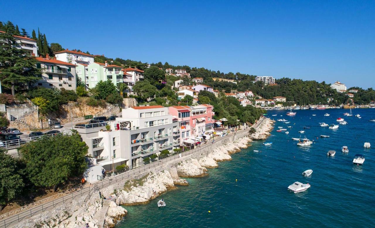 Irene Apartment By The Sea - Privat Parking Rabac Ngoại thất bức ảnh